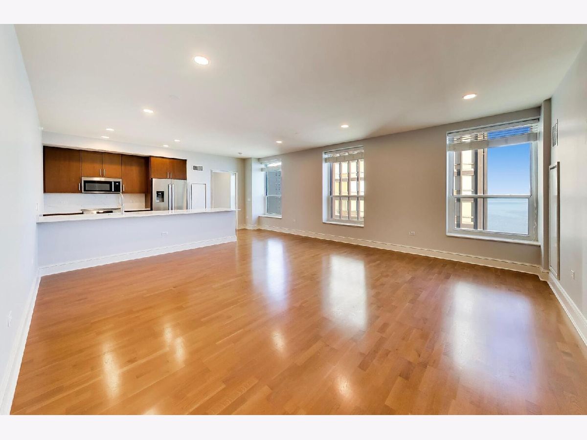  For Rent Chicago Illinois, 850 Lake Shore