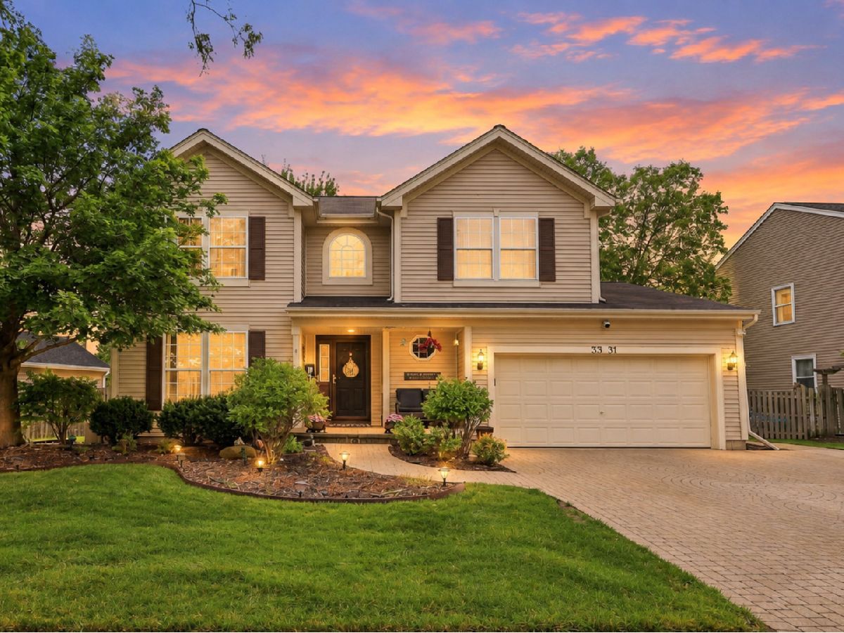 Homes & Condos & Townhomes For Sale Meadowbrook Lake In The Hills Illinois, 3331 Montgomery Drive