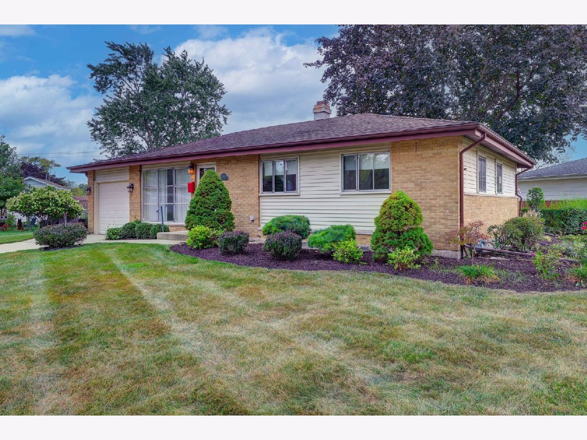  For Sale Hoffman Estates Illinois, 385 Pleasant Street