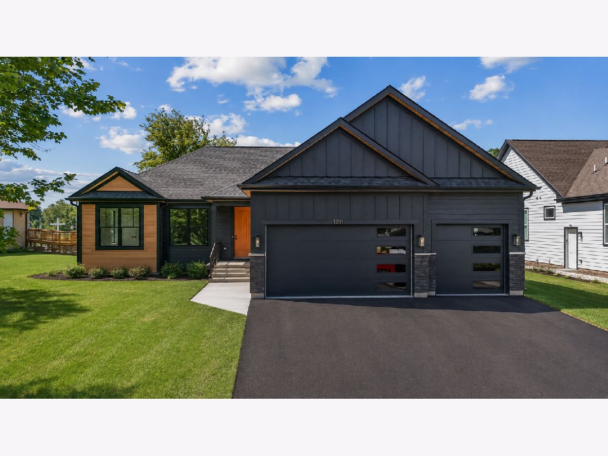  For Sale Port Barrington Illinois, 1211 Noble Drive