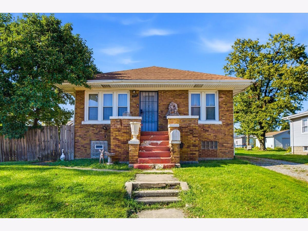  For Sale Crest Hill Illinois, 1713 Cora Street