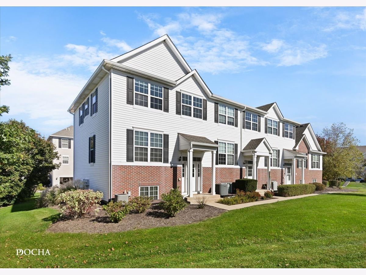  For Rent Yorkville Illinois, 3761 Bailey