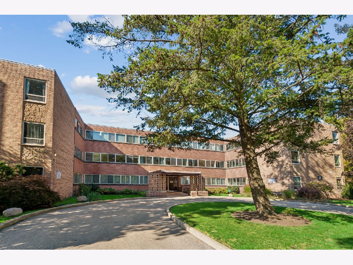  For Sale Evanston Illinois, 200 Ridge Avenue