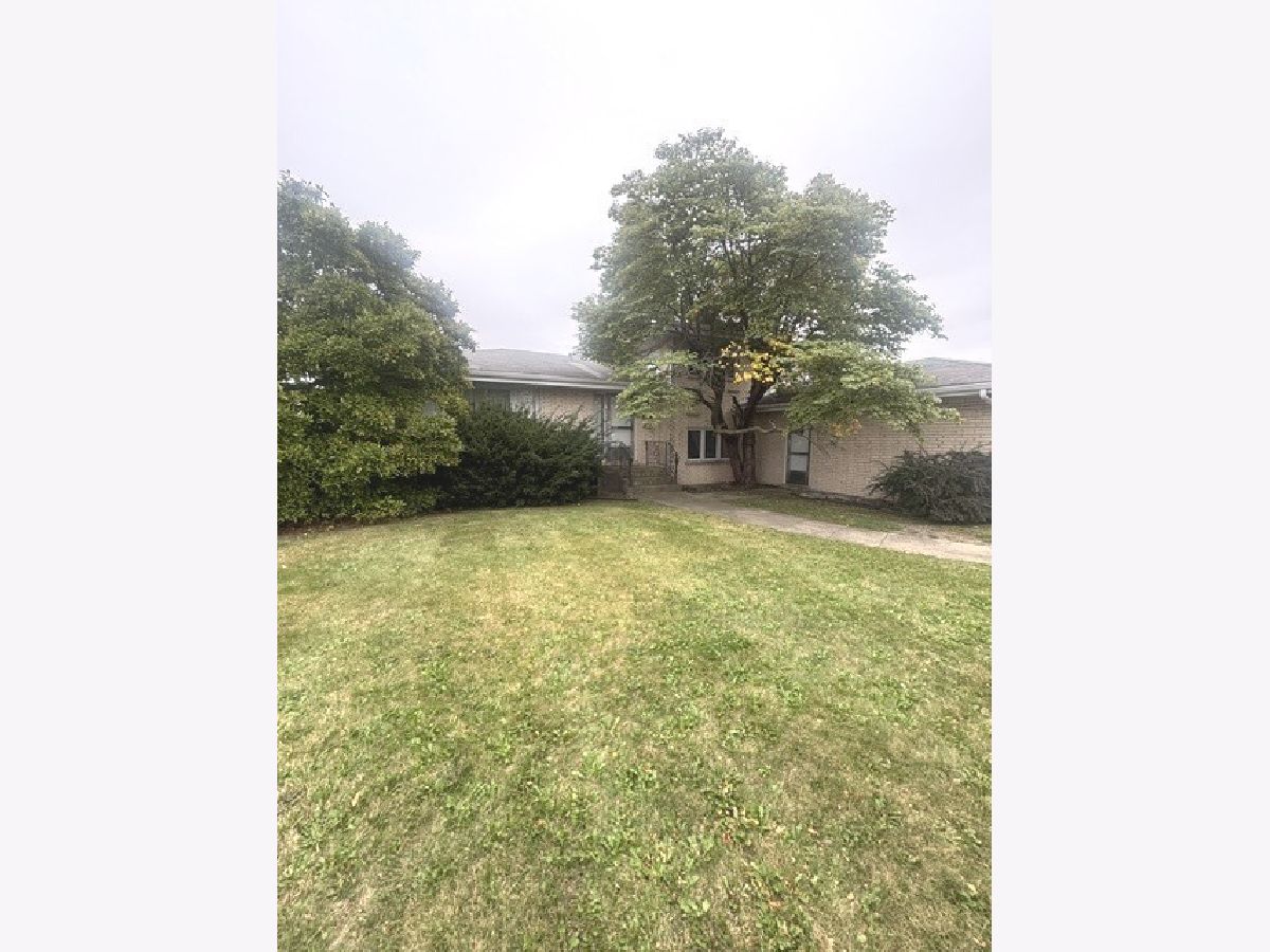  For Sale South Holland Illinois, 16611 Evans Avenue