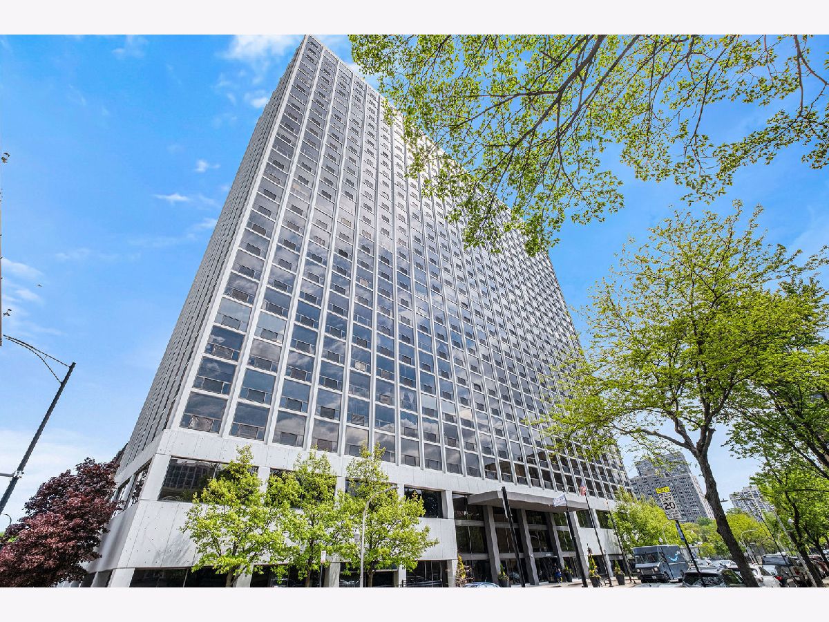  For Sale Chicago Illinois, 4343 Clarendon Avenue