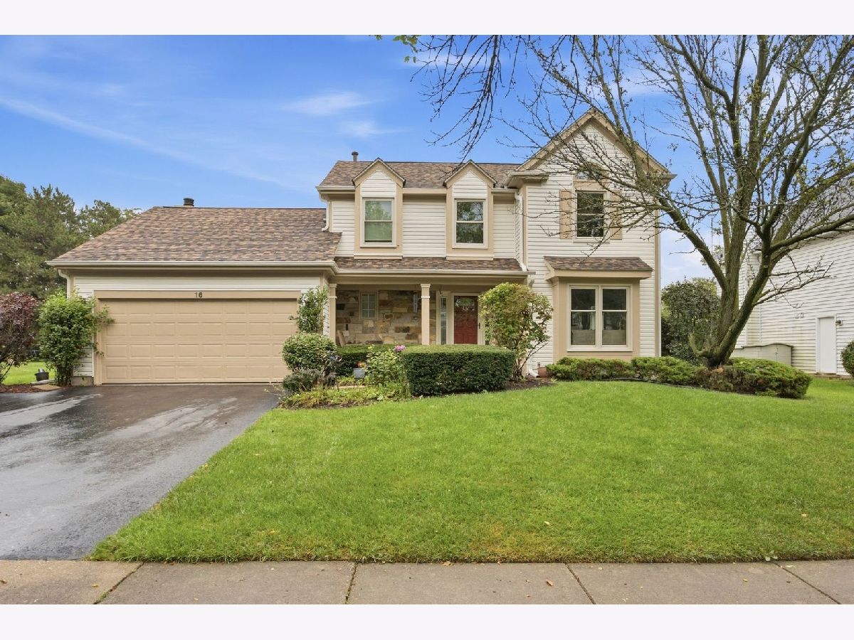 Homes & Townhomes & Condos For Sale Old Farm Village Buffalo Grove Illinois, 16 Copperwood Drive