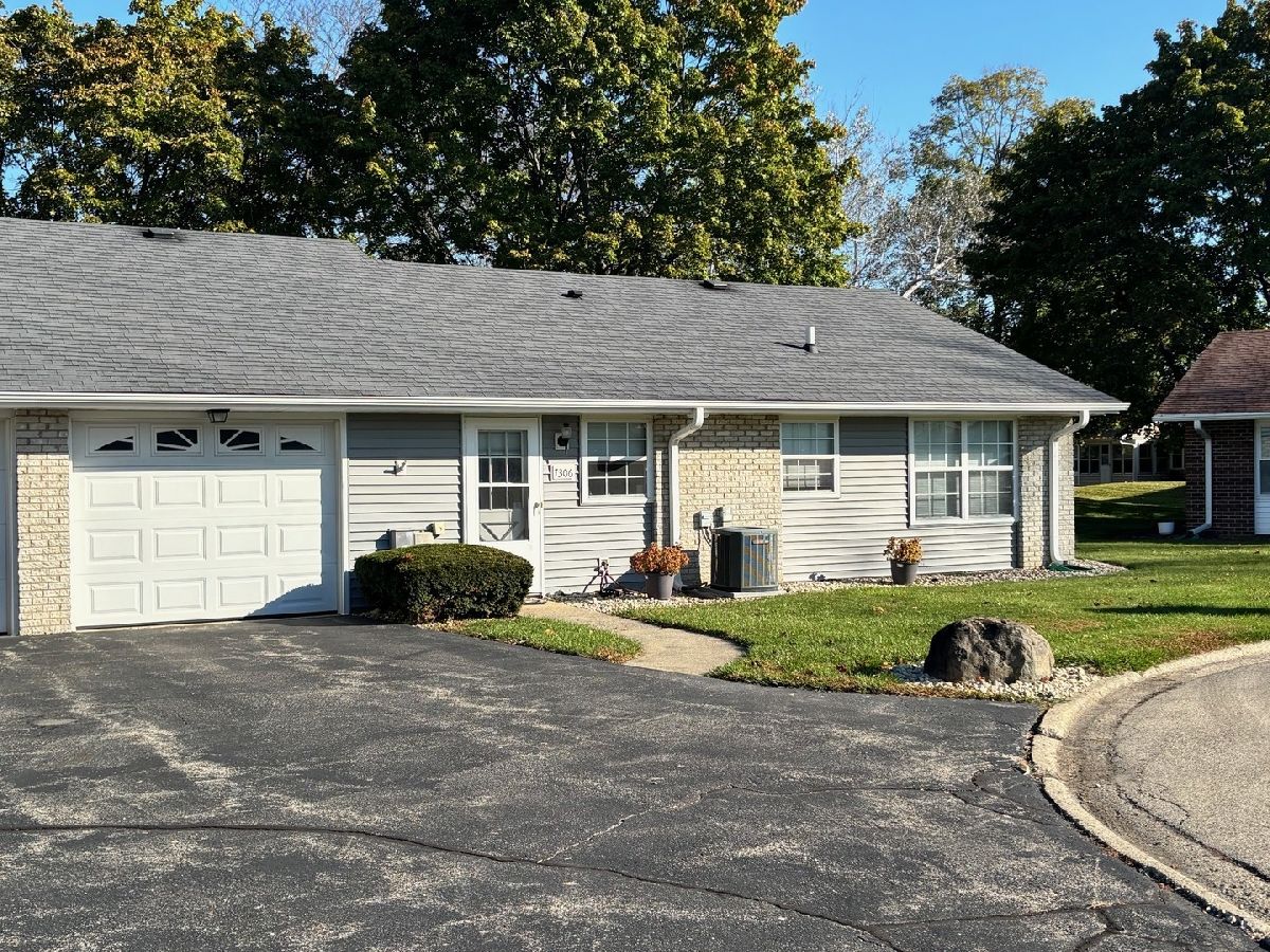  For Sale Fox Lake Illinois, 7306 Dunwood Court