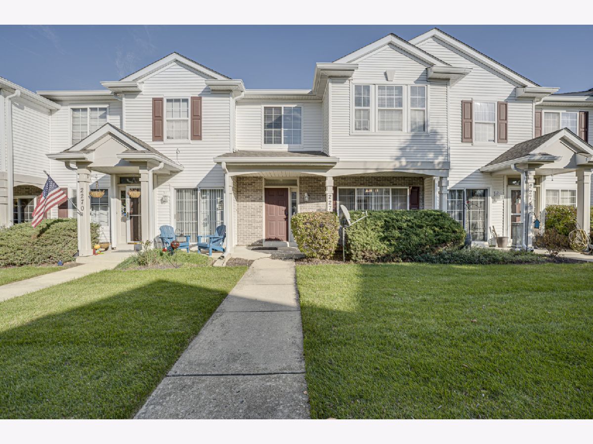  For Rent Aurora Illinois, 2272 Reflections