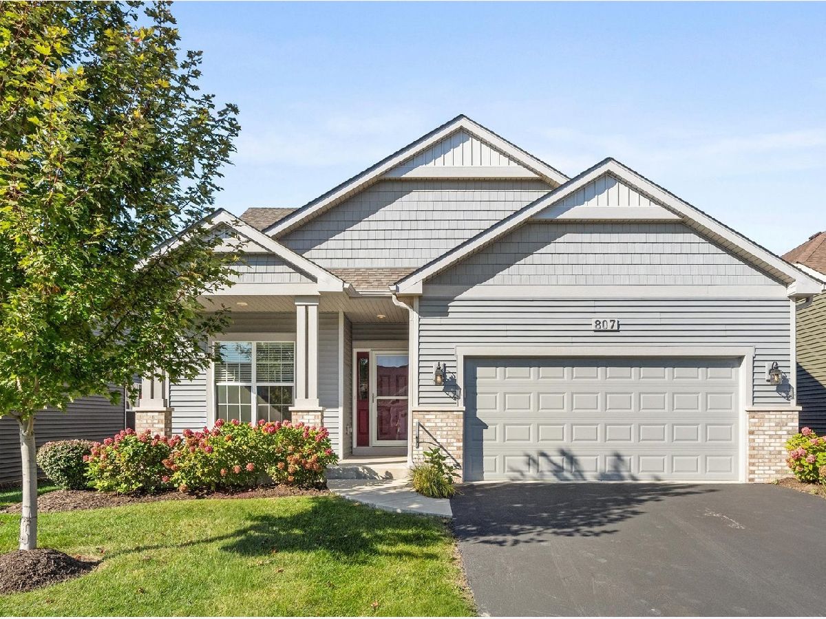  For Sale Yorkville Illinois, 807 Alexandra Lane