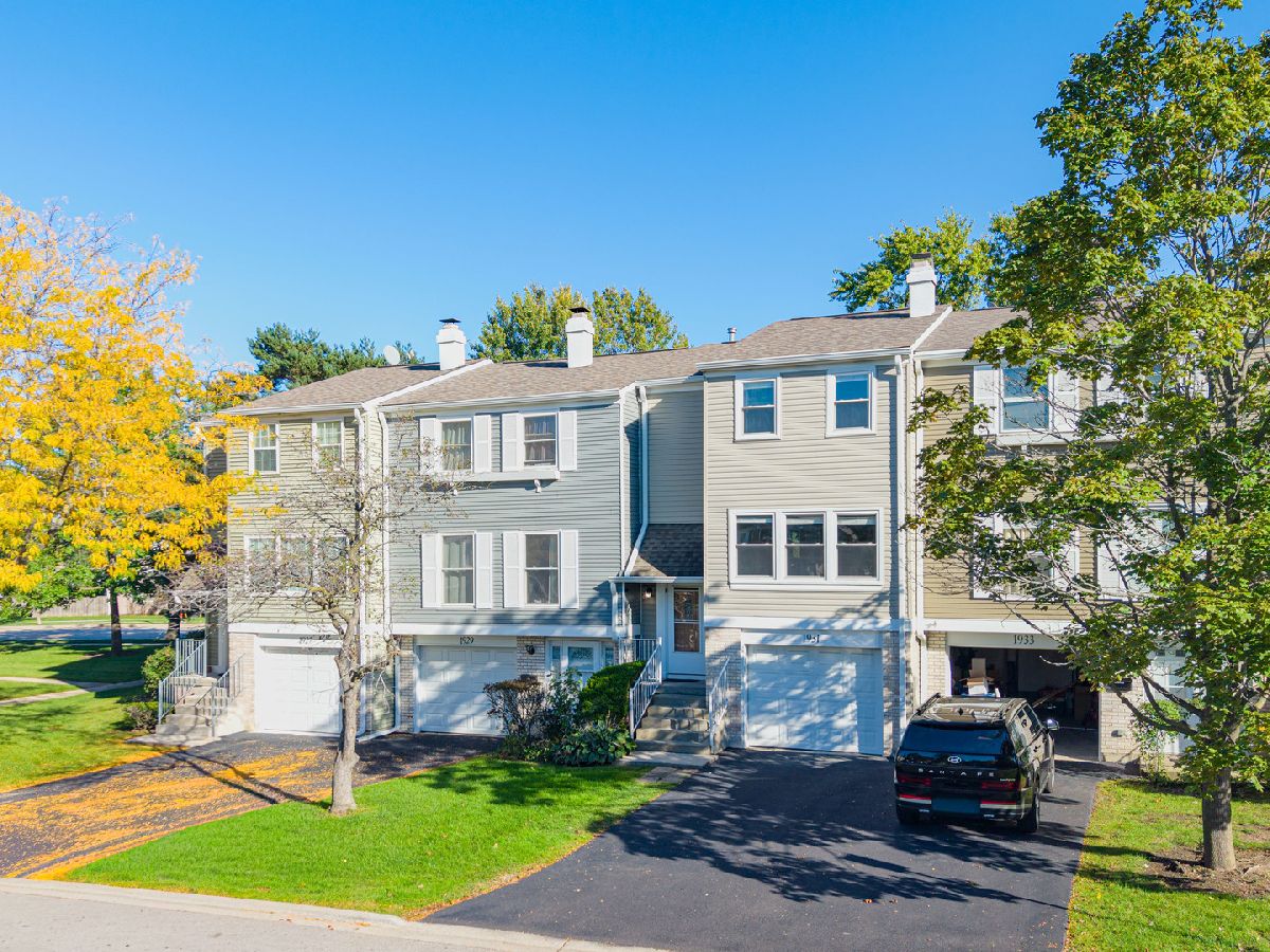  For Sale Schaumburg Illinois, 1931 Farnham Court