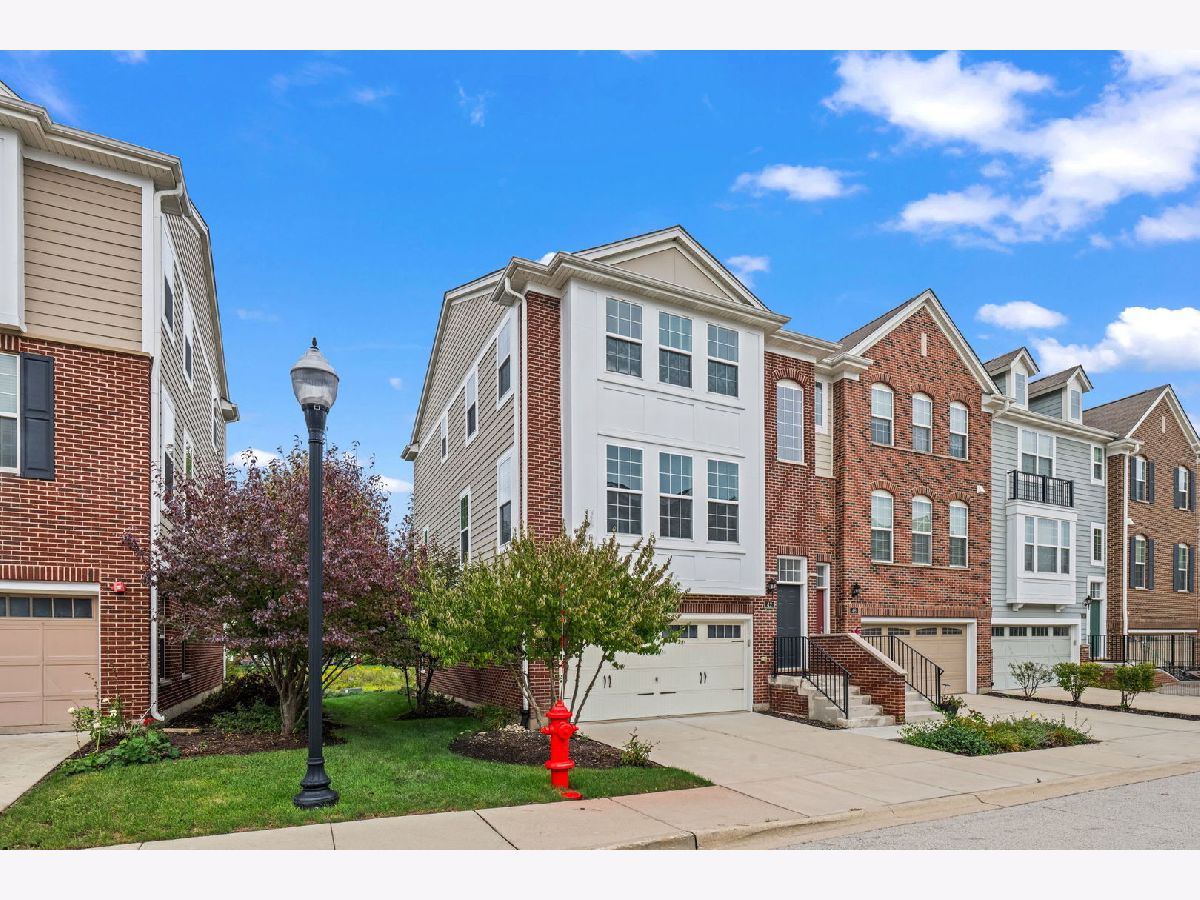  For Sale Schaumburg Illinois, 42 Marcel Lane