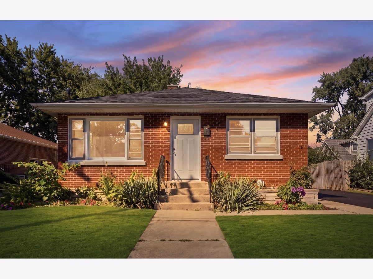  For Sale Lemont Illinois, 9 Ridge Road