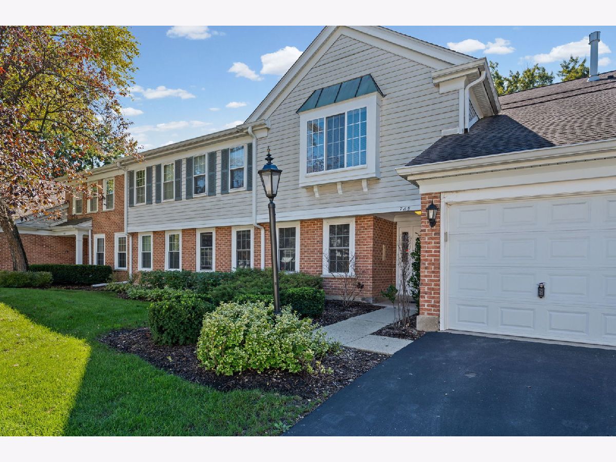  For Sale Prospect Heights Illinois, 785 Margate Lane