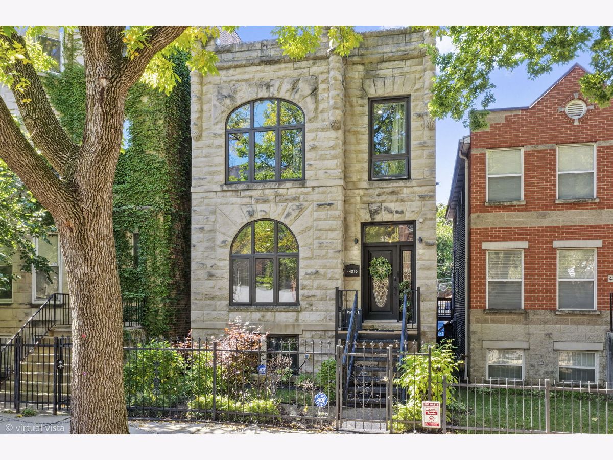  For Sale Chicago Illinois, 4818 Evans Avenue