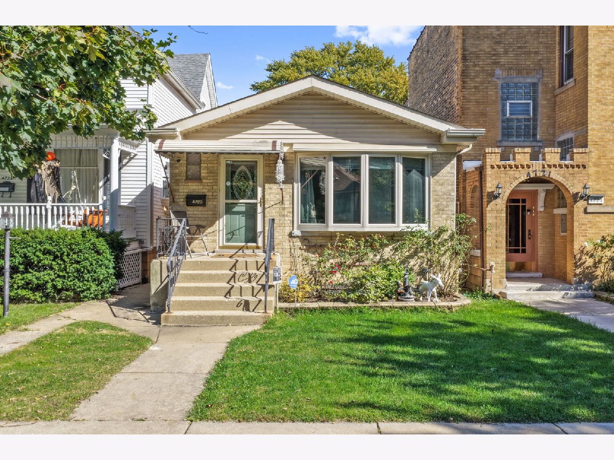 For Sale Chicago Illinois, 4723 Kilbourn Avenue