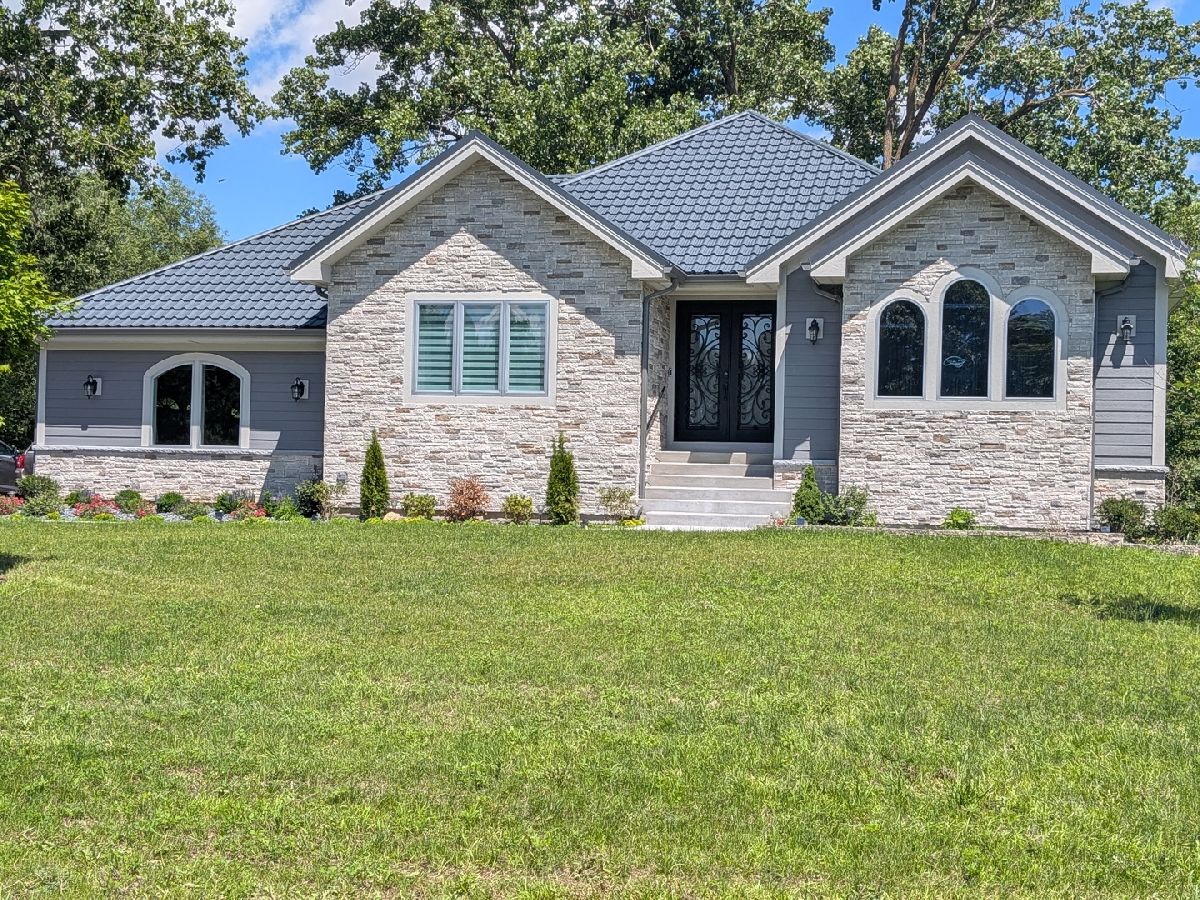  For Sale Lakewood Illinois, 8316 Redtail Drive