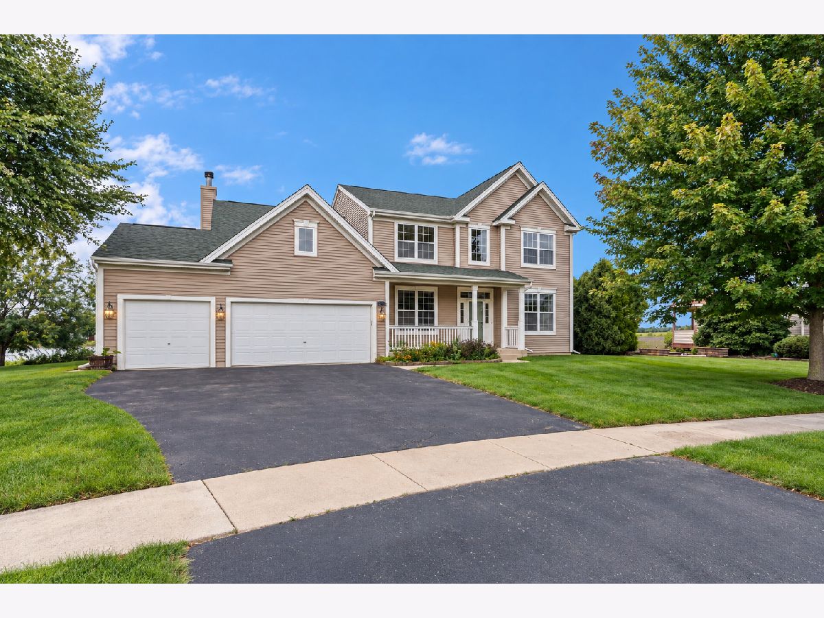  For Sale Woodstock Illinois, 831 Bach Court