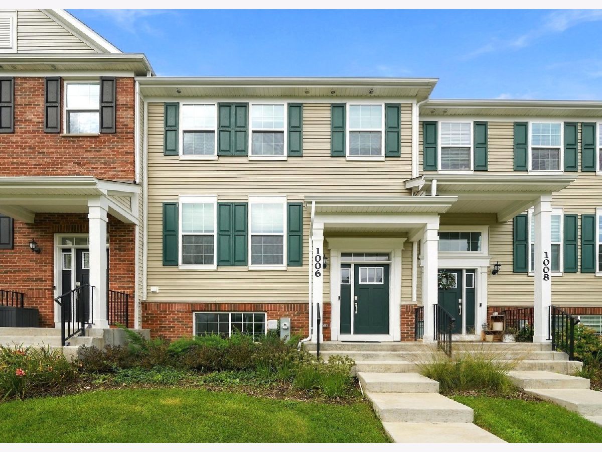  For Rent Lindenhurst Illinois, 1006 Neubauer