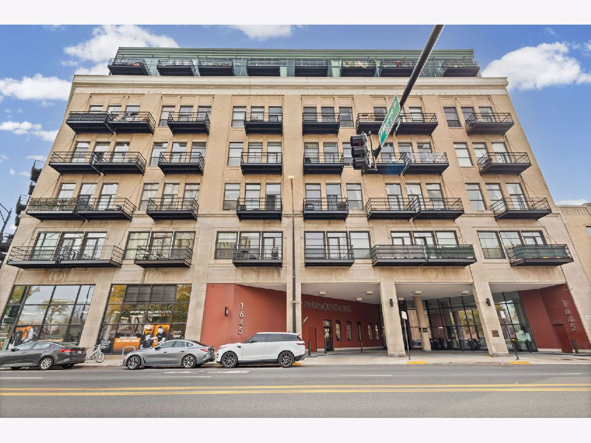 Condominiums For Sale Paramount Lofts Chicago Illinois, 1645 Ogden Avenue