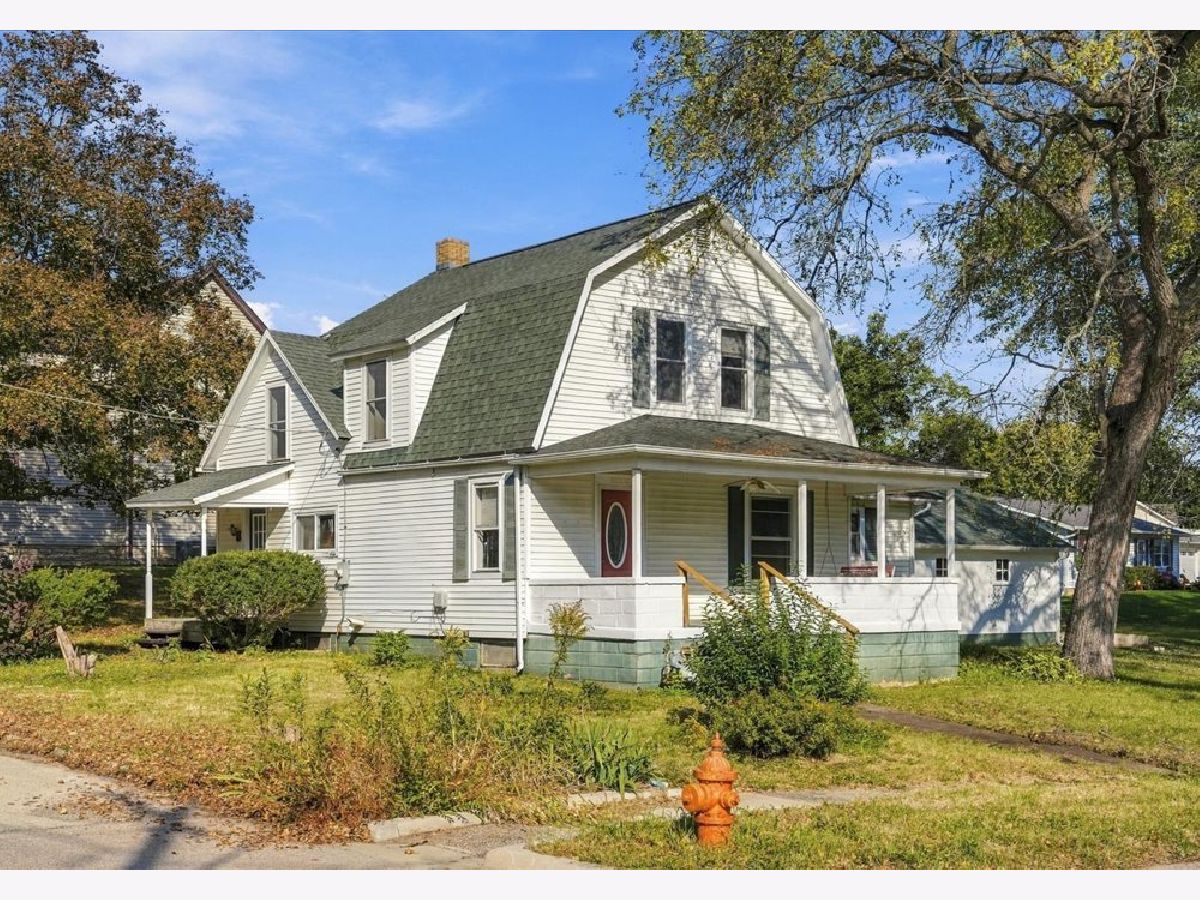  For Sale Dixon Illinois, 249 Graham