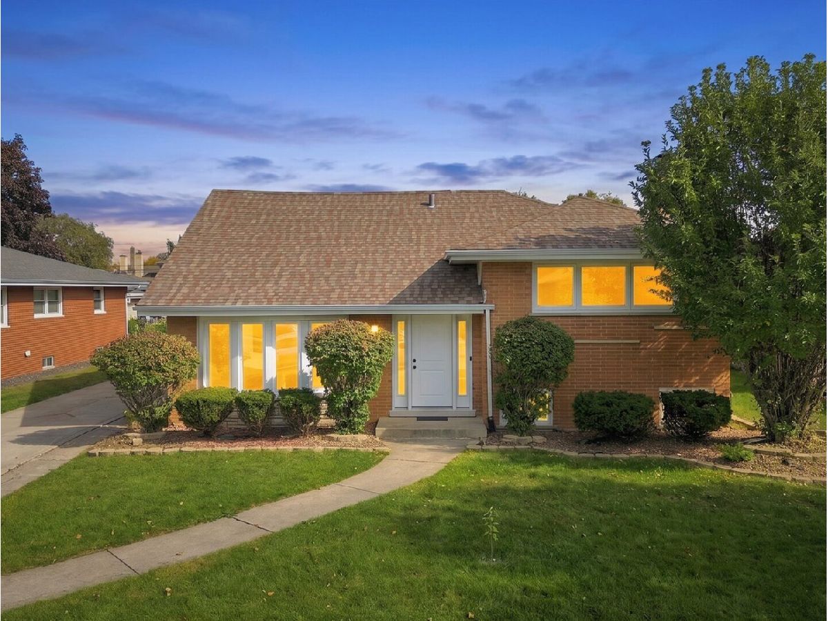  For Sale Oak Lawn Illinois, 10029 Kedvale Avenue