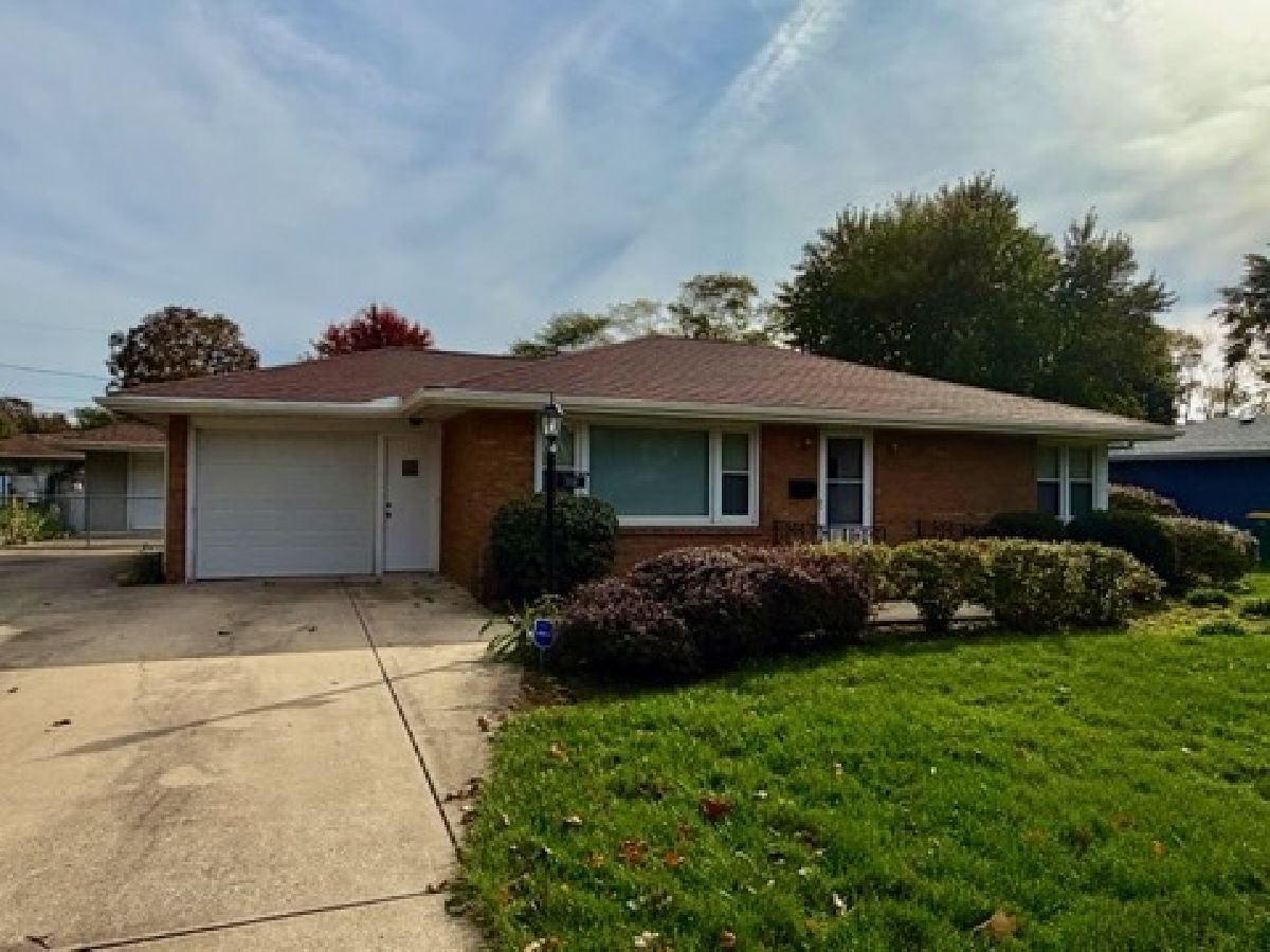  For Sale Joliet Illinois, 708 Woodlawn Avenue
