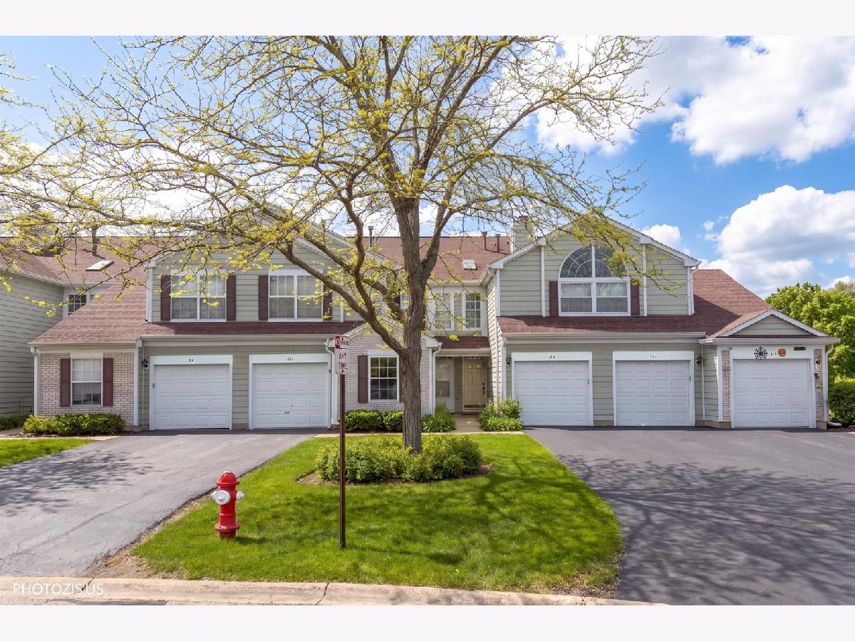 For Sale Streamwood Illinois, 12 Taft Court