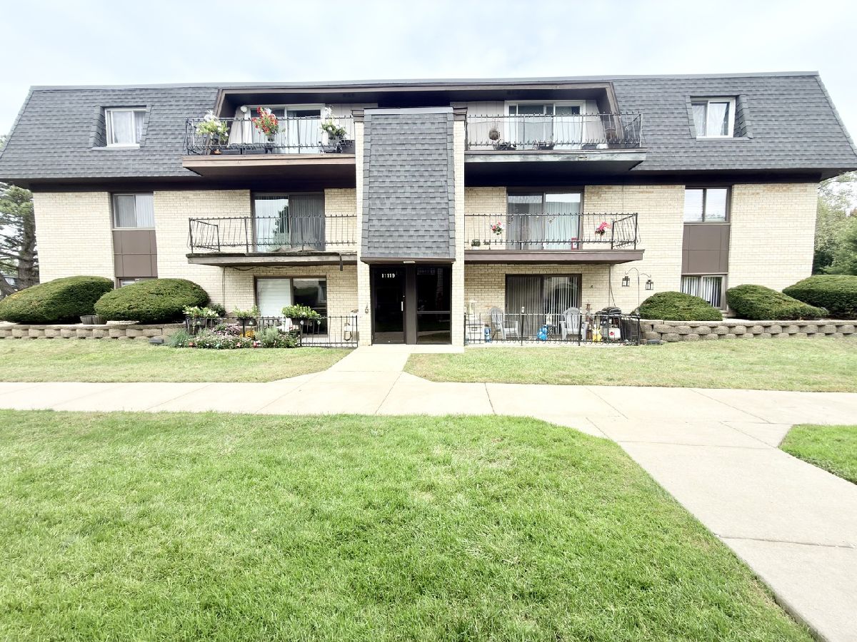  For Sale Palos Hills Illinois, 11119 84th Avenue