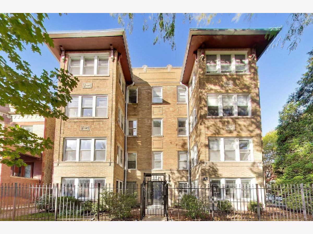  For Sale Chicago Illinois, 2450 Lawndale Avenue