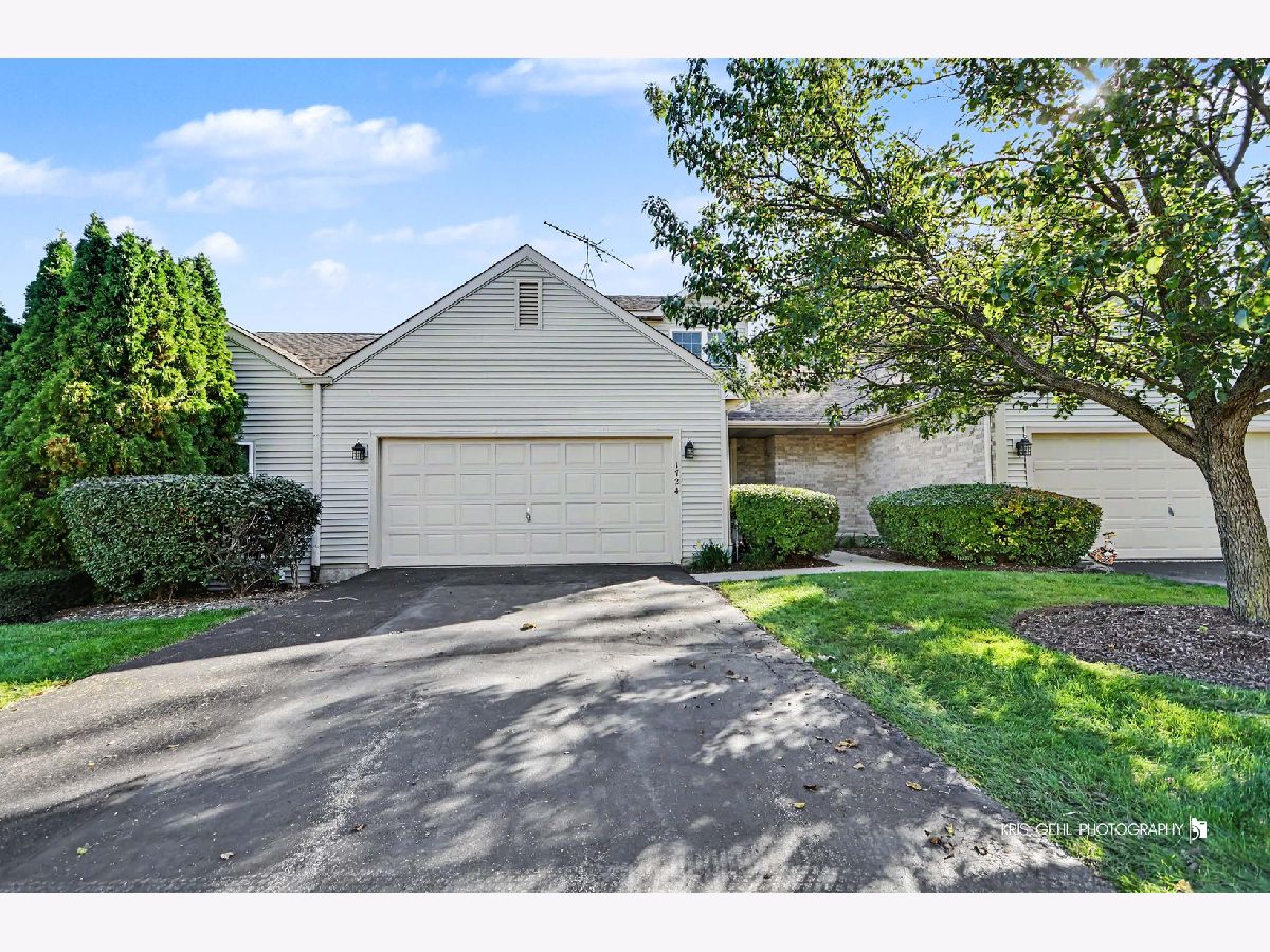  For Sale Mchenry Illinois, 1724 Court Street