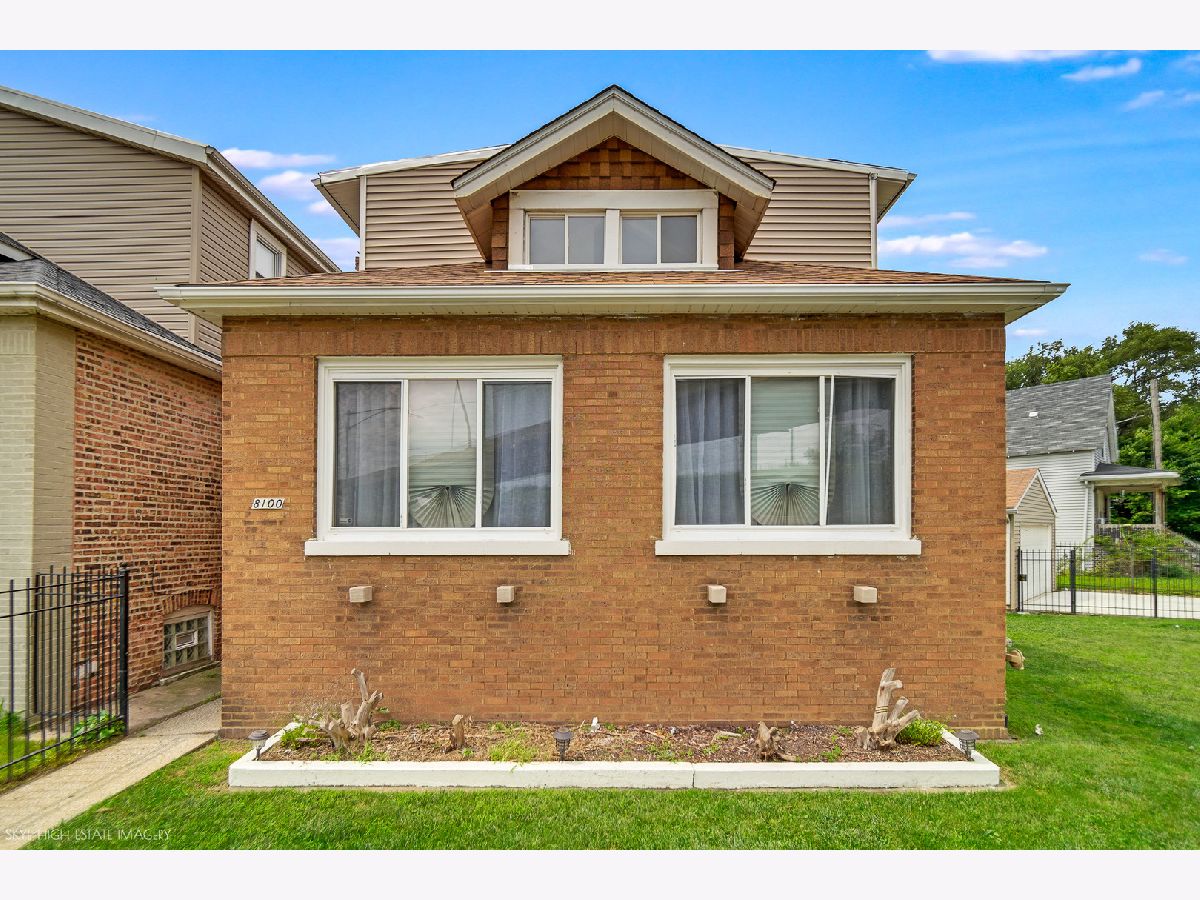  For Sale Chicago Illinois, 8100 Cornell Avenue