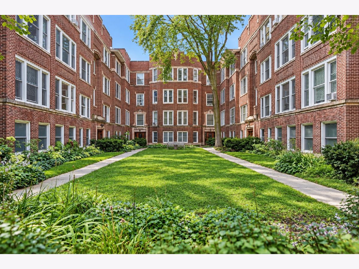  For Sale Chicago Illinois, 5468 Woodlawn Avenue