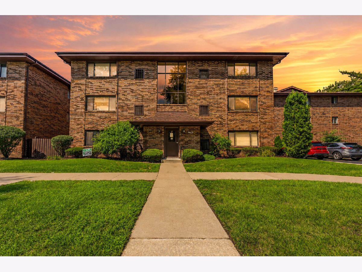  For Sale Oak Lawn Illinois, 9600 Mason Avenue