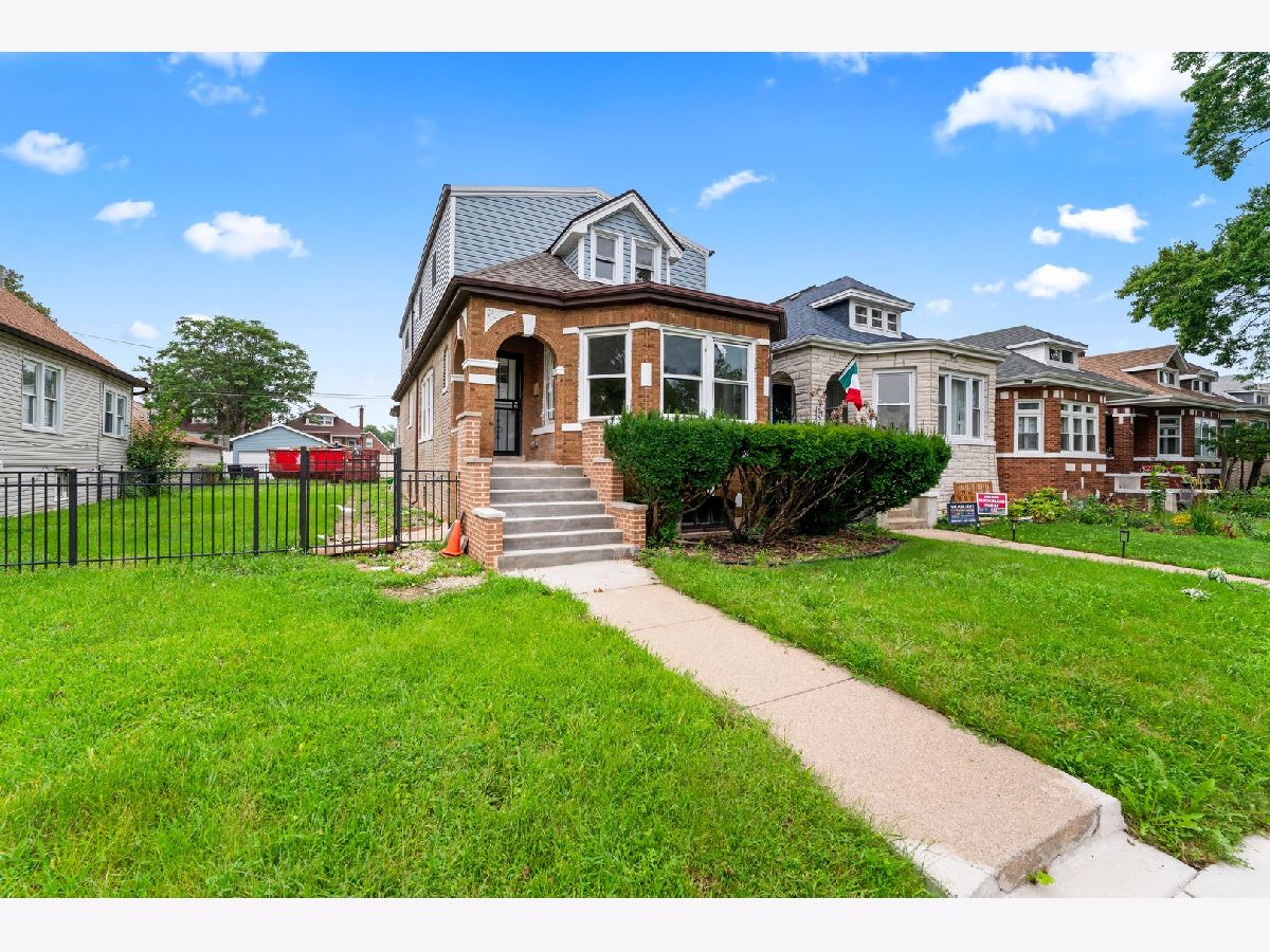  For Sale Chicago Illinois, 1653 92nd Street