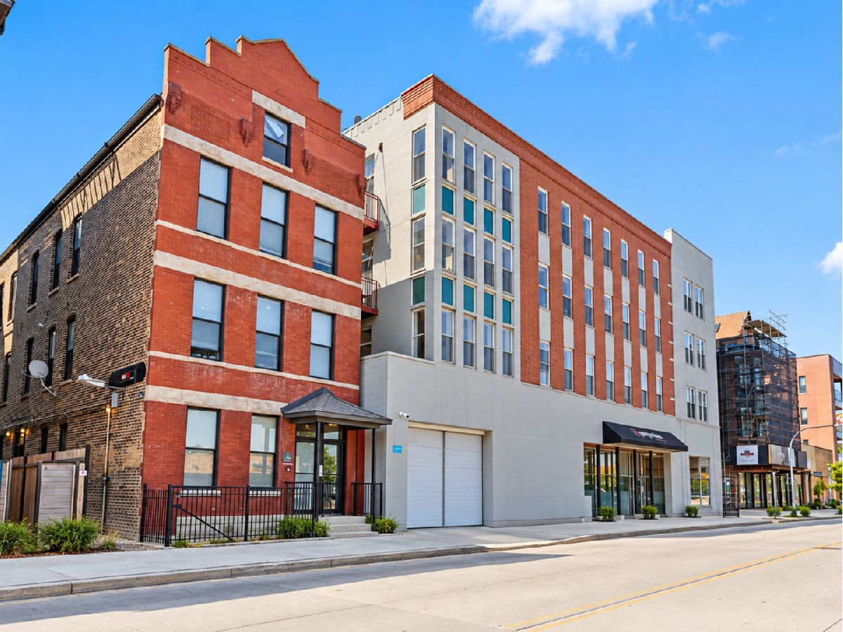  For Sale Chicago Illinois, 2356 Elston Court