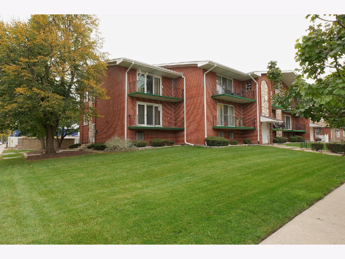  For Sale Oak Lawn Illinois, 9605 Komensky Avenue