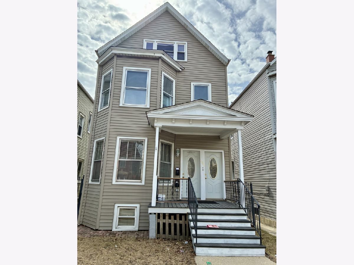  For Rent Chicago Illinois, 3745 Diversey