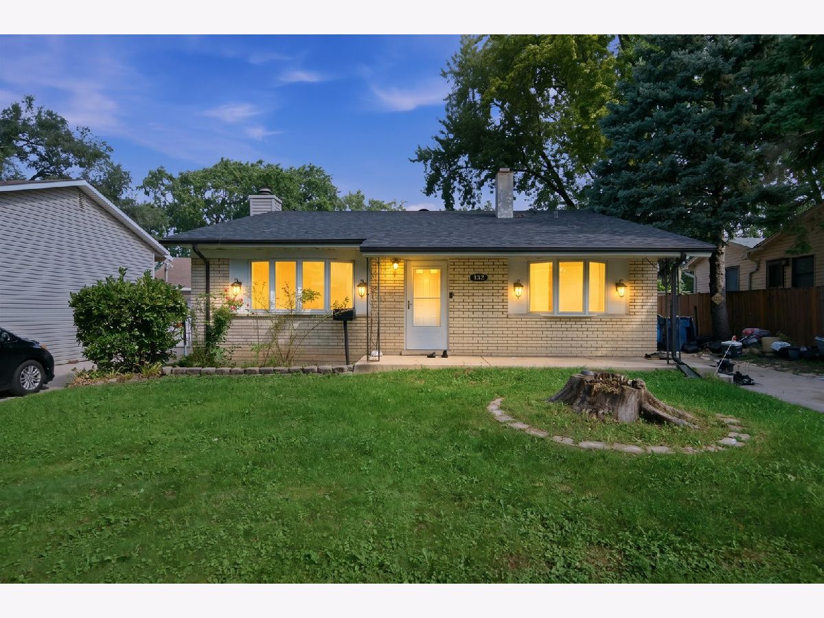  For Sale Glendale Heights Illinois, 132 Montana Avenue