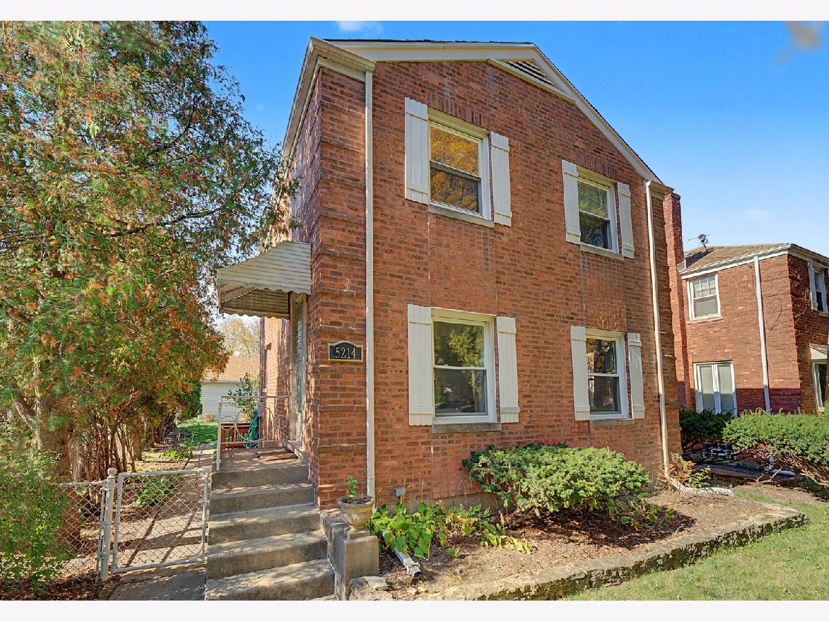  For Sale Chicago Illinois, 5214 Oleander Avenue