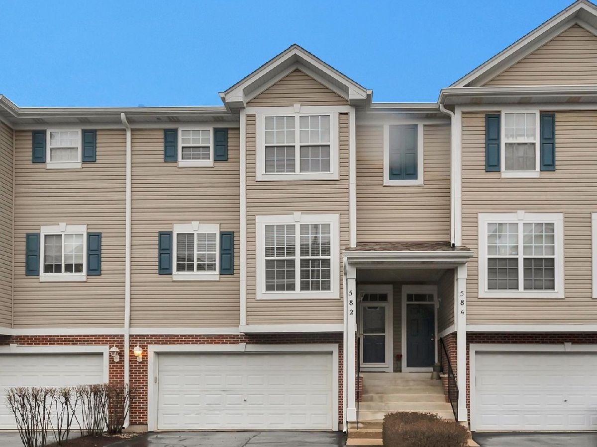  For Rent Aurora Illinois, 582 Declaration