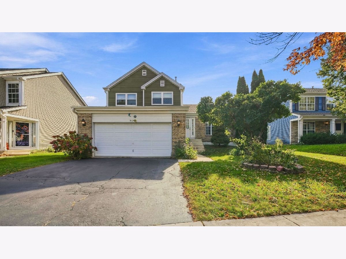 Homes For Sale Bloomfield Village Bolingbrook Illinois, 362 Meadowlark Drive