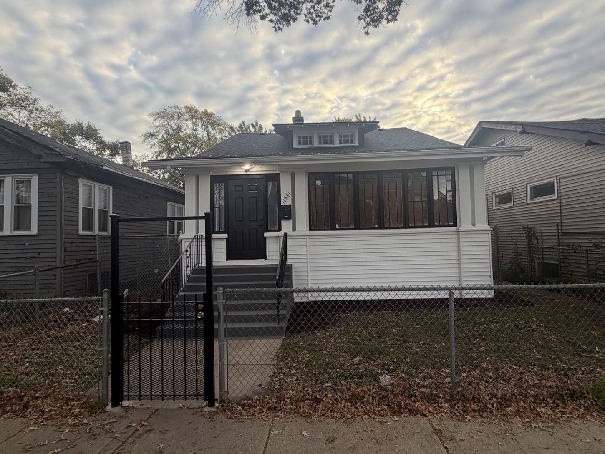  For Sale Chicago Illinois, 11541 Wallace Street