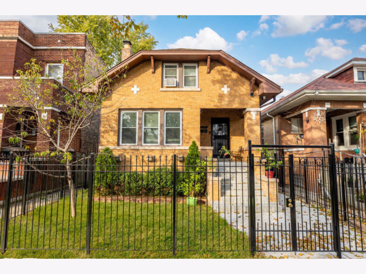  For Sale Chicago Illinois, 6540 Artesian Avenue