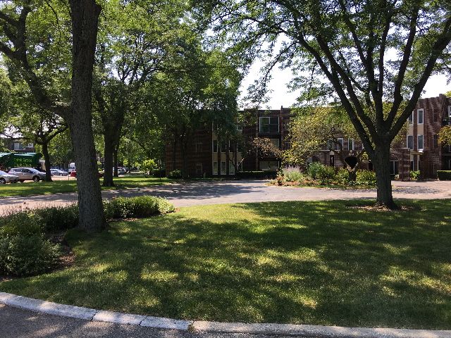 Sandpebble Walk Building 1450 Entrance