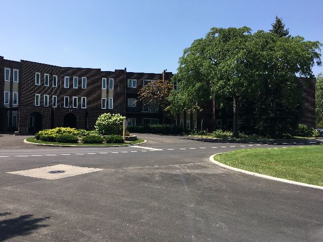 Sandpebble Walk Building 1550