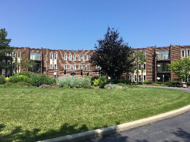 Sandpebble Walk Building 1575.